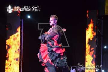 Lorena Aguilera se alza en Telde con el título de Belleza Gay Canarias 2018 (Foto Francisco Javier Santana)